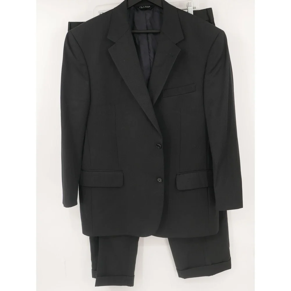 Jos A Bank Suit Black with Dark Navy Pinstripe Wool 2 Piece 44S 39x28